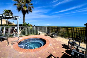 Outdoor spa tub - Spectacular Views! (South Padre Island)