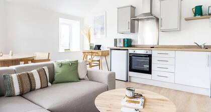 Newport Ship's Nook: Cozy Hideaway