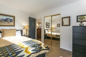 2 bedrooms, iron/ironing board, free WiFi, bed sheets - Wonderful Condo, On Shuttle Route, Just Minutes to Slopes (Vail)