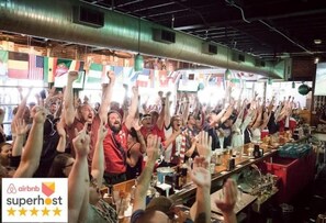 Bar (on property) - Experience ATL with a SuperHost! Stylish 3Bd Home (Atlanta)