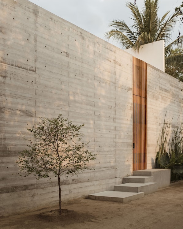 Front of property - Lunaya (Puerto Escondido)