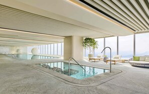 Indoor pool, open 6:30 AM to 10:30 PM, lifeguards on site - Shangri-La Nanshan, Shenzhen (Shenzhen)