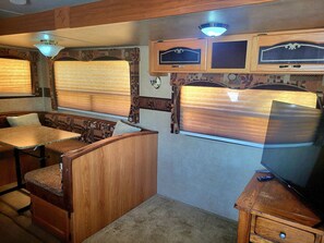Dining - Centrally located Cozy RV with all the essentials in spacious secure gated area! (Las Cruces)