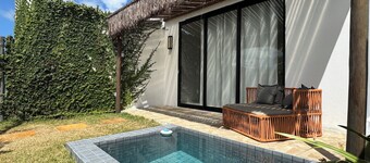 Casa Completa com Piscina Privativa e Hidromassagem