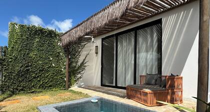 Casa Completa com Piscina Privativa e Hidromassagem