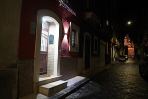 Exterior detail - Vacation home (Historical Center) CATANIA (Catania)