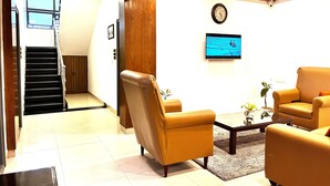 Quầy tiếp tân