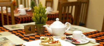 BROOKVALE HOTEL