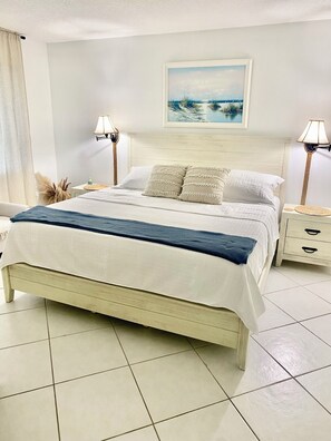 1 slaapkamer, een strijkplank/strijkijzer, wifi, beddengoed