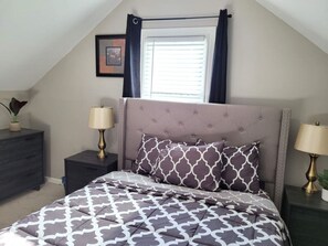 2 bedrooms, desk, iron/ironing board, free WiFi