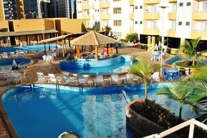 5 kolam renang terbuka 