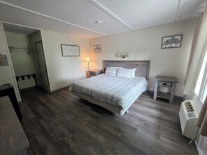 Suite, Mountain View | Free WiFi - Adirondack Sunrise Motel and Cabins (Lake George)