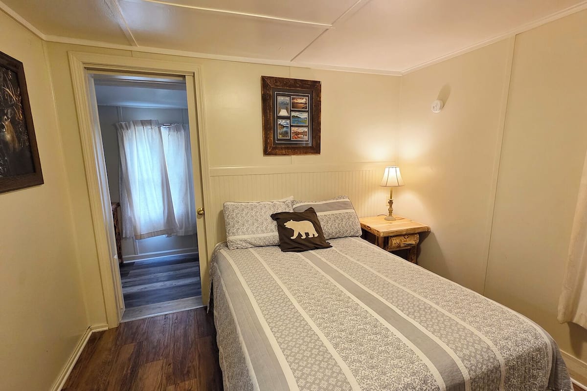 Cabin, Mountain View | Free WiFi