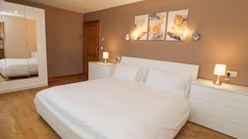 5 kamar tidur dan didekorasi berbeda-beda