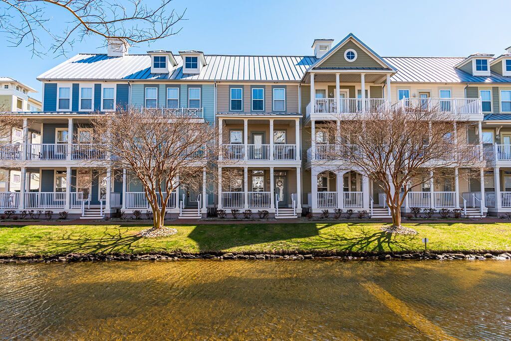 Sunset Island Townhouse - 5 Bdr/  Sleeps 12/ pool