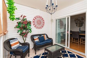 Terrace/patio - O.P. Yacht Club Townhome/ 3 Br/Pool /Marina / golf (Ocean Pines)