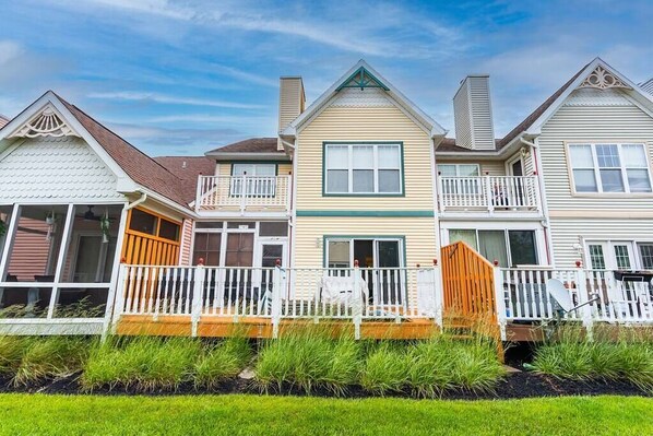 Exterior - O.P. Yacht Club Townhome/ 3 Br/Pool /Marina / golf (Ocean Pines)