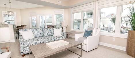 Televisión, chimenea