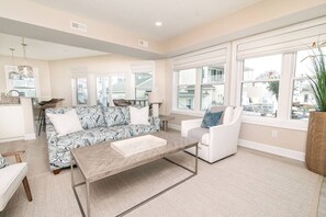 TV, fireplace, offices - Bayside Splendor - 3BR, 3BA/ boat slip (Ocean City)