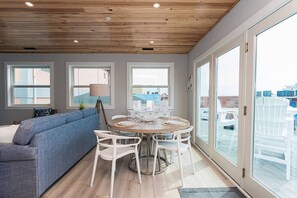 Dining - Sweet Caroline -Boardwalk, Luxury, 2 Bedroom, OCMD (Ocean City)