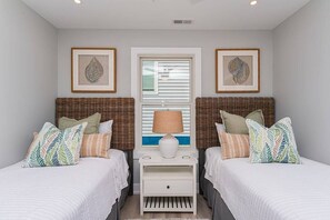 2 bedrooms, WiFi - Sweet Caroline -Boardwalk, Luxury, 2 Bedroom, OCMD (Ocean City)