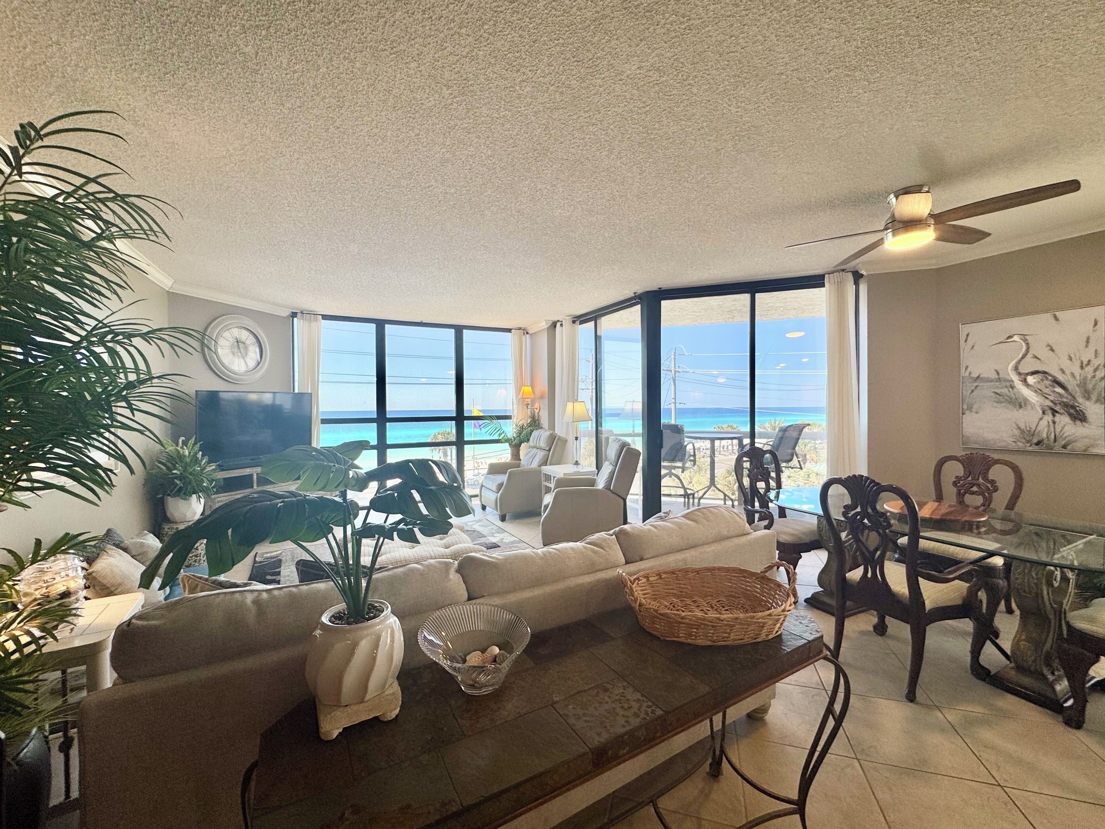 Smart TV, DVD player, books