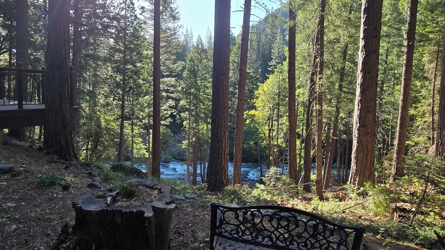 Yuba River Inn