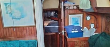 1 habitación y ropa de cama