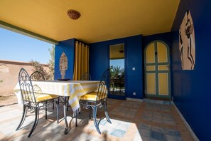 Villa | Exterior