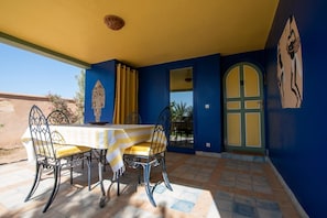 Villa | Exterior