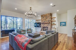 TV, fireplace, ping pong - Waterfront Terry Home w/ 3 Decks & Hot Tub! (Terry)