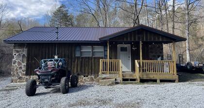 Rustic K&M Retreat: Fire Pit, Trail Access