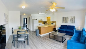 TV - #G Great condo in Surfside Beach (Myrtle Beach)