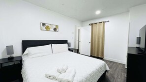 2 bedrooms, iron/ironing board, WiFi, bed sheets