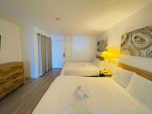 1 chambre, fer et planche Ă repasser, Wi-Fi, draps fournis