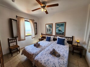 2 bedrooms, iron/ironing board, free WiFi, bed sheets - R1370 Mandarinos 61 (Nerja)