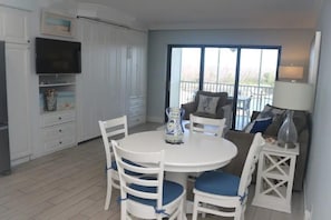 Interior - Captiva Island Bayside Villas 1 Bed 2 Bath sleep 4 (Captiva)