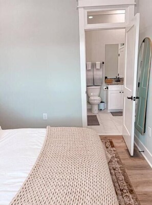 3 quartos, Wi-Fi de cortesia, roupa de cama