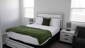 3 bedrooms, free WiFi, bed sheets -  “Luxurious Home” Near the stadium (Phoenix)