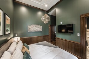 3 habitaciones, tabla de planchar con plancha y wifi gratis