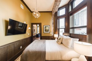 1 bedroom, iron/ironing board, free WiFi, bed sheets - Welcome to the legendary Southern Turf Building in the heart of downtown Nashville, Tennessee! (Nashville)