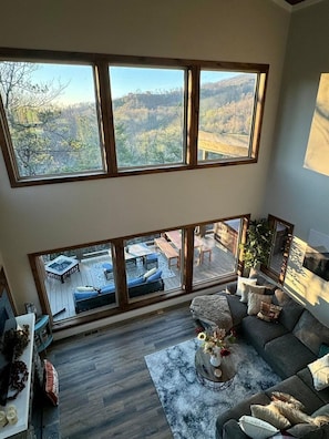 Smart TV, fireplace, video games