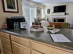 Dining - Peaceful Oasis Steps from Mohegan Sun (Norwich)