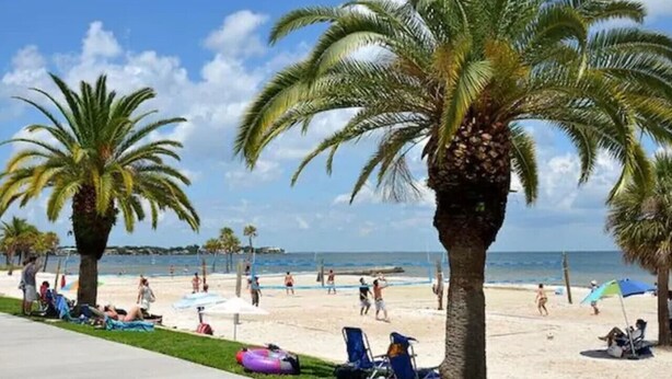 Strand