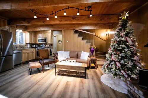 Cozy retreat near Dodge Ridge Ski Resort, and Pinecrest Lake with fast Wi-Fi 