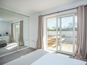 3 chambres, Wi-Fi gratuit, draps fournis
