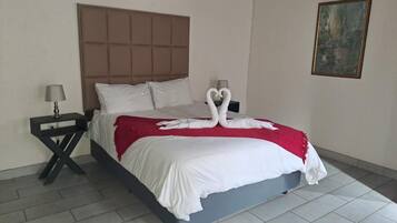 4 chambres, fer et planche Ă repasser, Wi-Fi, draps fournis