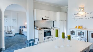 Private kitchen - Petrasia  Sea view flat located in the Ruve Bianche Residence with swimming pool and private beach (Vibonati)