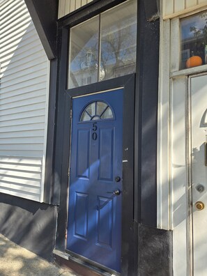 Exterior detail - Harborside Walk to Subway (Boston)