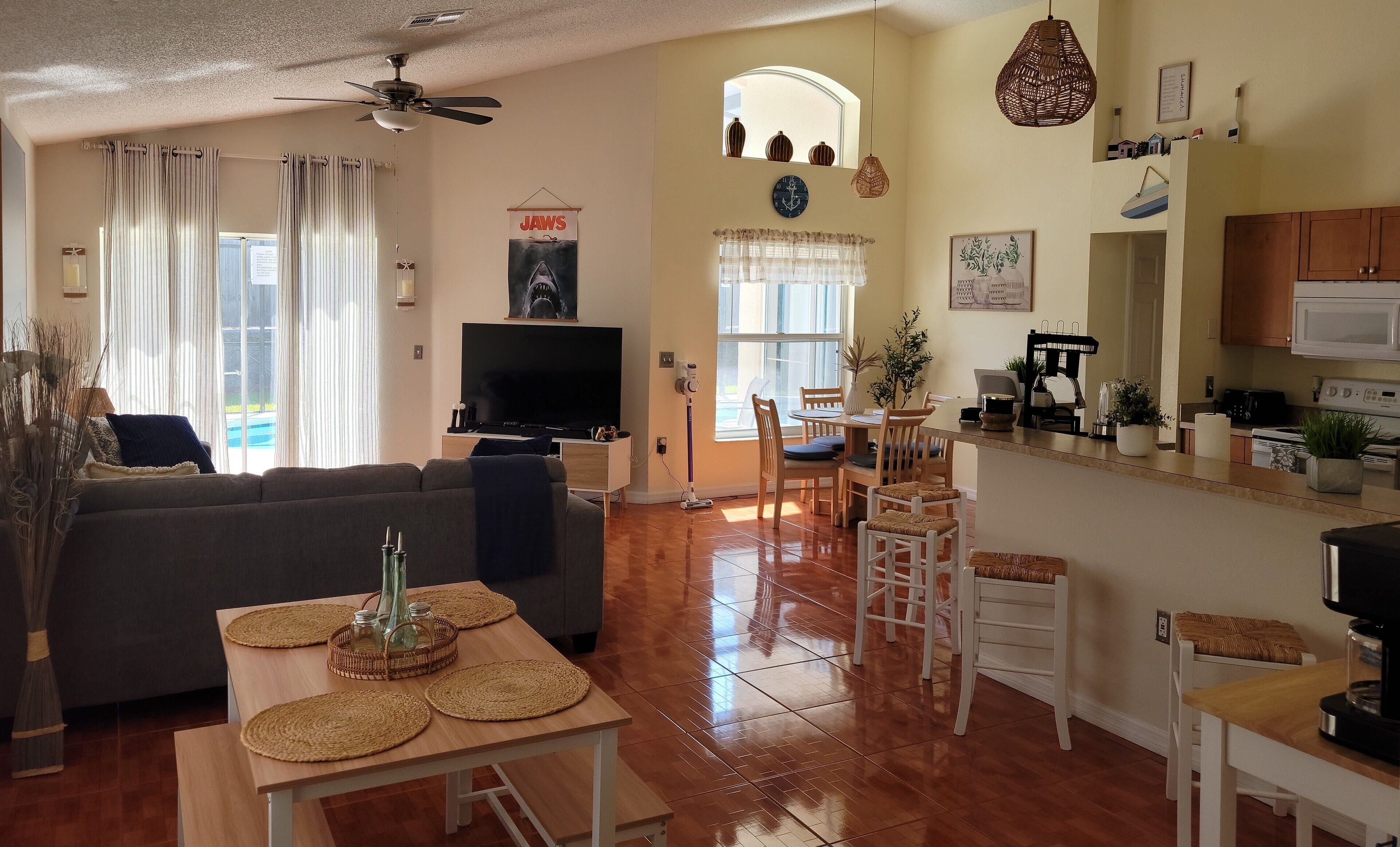 Smart TV, video games, table tennis